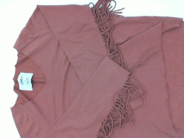 Light orange long-sleeved round neck shirt size S Light orange long-sleeved round neck shirt size S