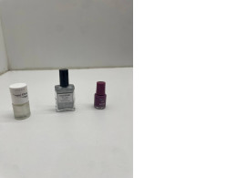 Set of 3 nail polishes: white, silver and purple