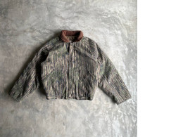 Thick jacket with collar