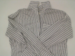 Long-sleeved shirt, white with gray stripes size M