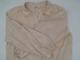 Cream long-sleeved shirt size L Cream long-sleeved shirt size L