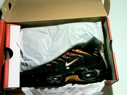 sports sneakers sports sneakers