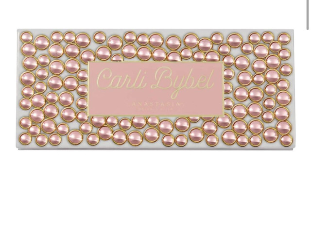 Anastasia beverly hills carli babel Anastasia beverly hills carli babel