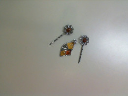 Set of pendant+2 hairpins