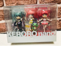 Set of 4 japanese figures, Keroro nano