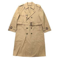Reversible waterproof coat, honey color.