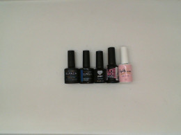 Set of Multi-colored nail polish (5pcs/set)