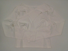 White long-sleeved shirt size M