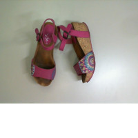 Women's open platform shoes