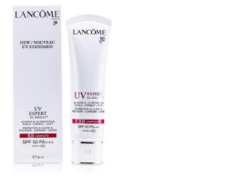 Lancome UV EXPERT BB COMPLETE Sunscreen Foundation SPF50 PA++++ 50ml Lancome UV EXPERT BB COMPLETE Sunscreen Foundation SPF50 PA++++ 50ml