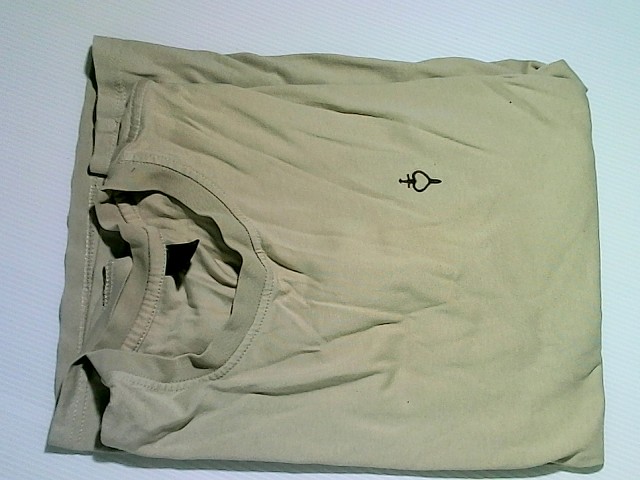 Round neck shirt Round neck shirt