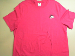 Nike T-shirt Nike T-shirt