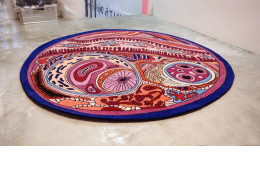 Oval carpet with patterns Oval carpet with patterns