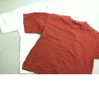Set of 2 UniQlo T-shirts. white+brown Set of 2 UniQlo T-shirts. white+brown