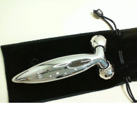 Manual facial massager