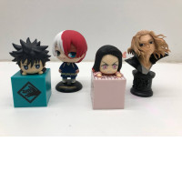 Set of 4 mini anime figures