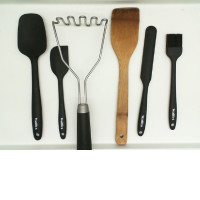 Set of kitchen utensils
