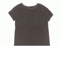 Black round neck shirt