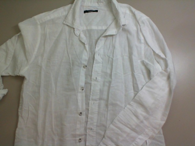 White linen shirt White linen shirt