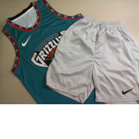 Sports set, gray shorts + green T-shirt