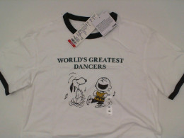 White round neck shirt with black pattern White round neck shirt with black pattern