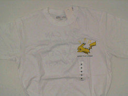 White round neck shirt with Pikachu pattern White round neck shirt with Pikachu pattern