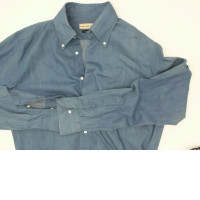 Light blue long-sleeved shirt Light blue long-sleeved shirt