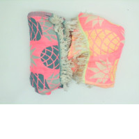 Set of 2 blankets, with a picture of a pineapple