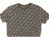 Women's blue round neck shirt with pattern