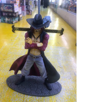 BIG SALE! Japanese figure Mihawk