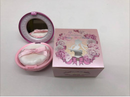 Sailor Moon anime face powder Sailor Moon anime face powder