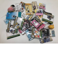 GIFT SET! Set of 40 various anime keychains