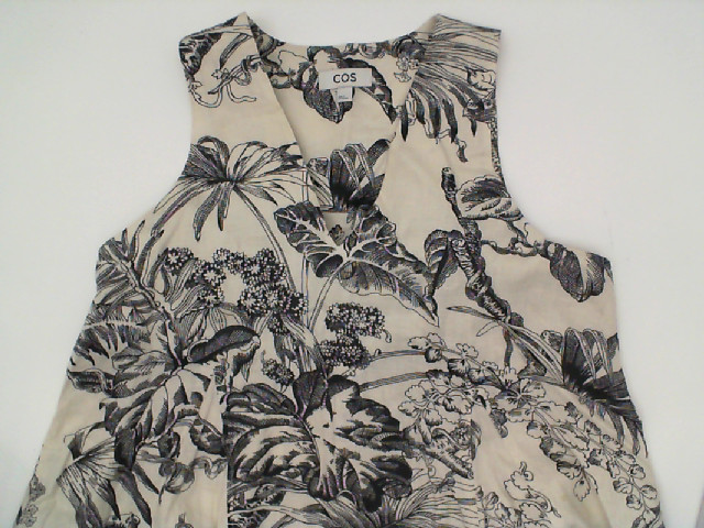 Long white dress with black pattern Long white dress with black pattern