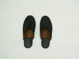 Black men's flip-flops size 43