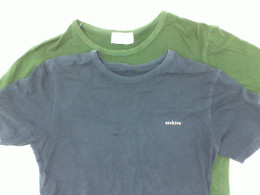 Set of Multi-colored round neck t-shirt (2pcs/set)