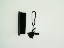 Souvenir pendant with case