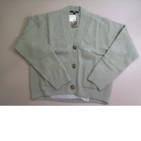 Women's short knitted sweater with buttons