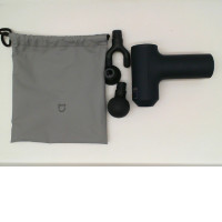 Automatic facial massager