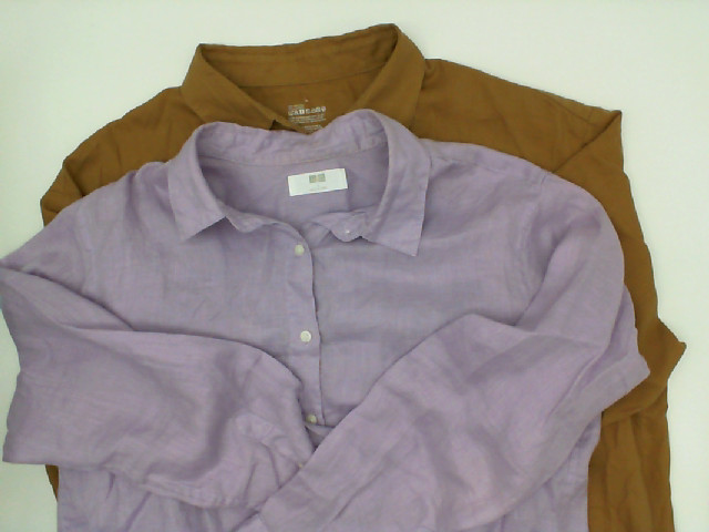 Set of Long sleeve collared shirt (2pcs/set) Set of Long sleeve collared shirt (2pcs/set)