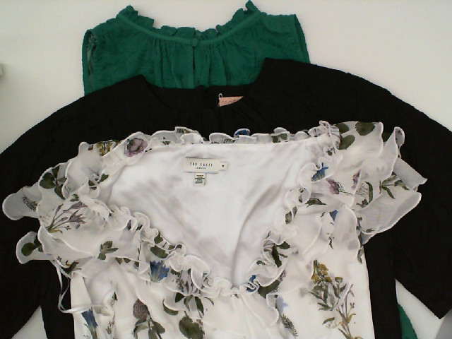 Set of Multi-colored long dress (3pcs/set) Set of Multi-colored long dress (3pcs/set)