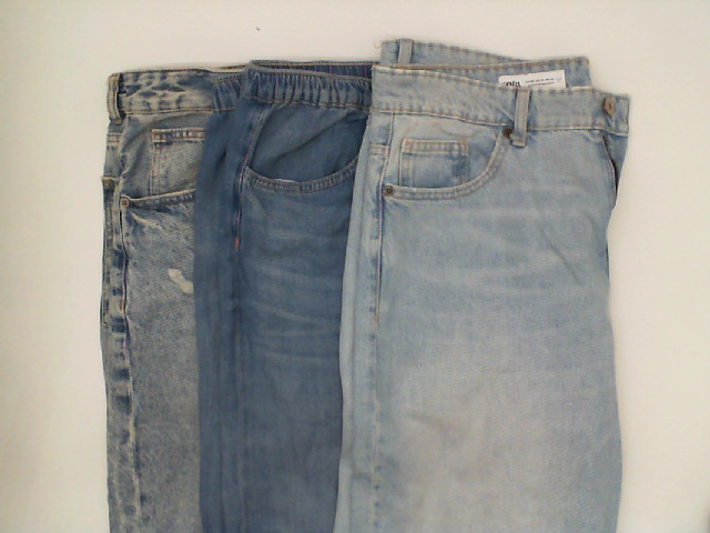 Set of Jeans (3pcs/set) Set of Jeans (3pcs/set)