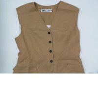 Cream sleeveless suit