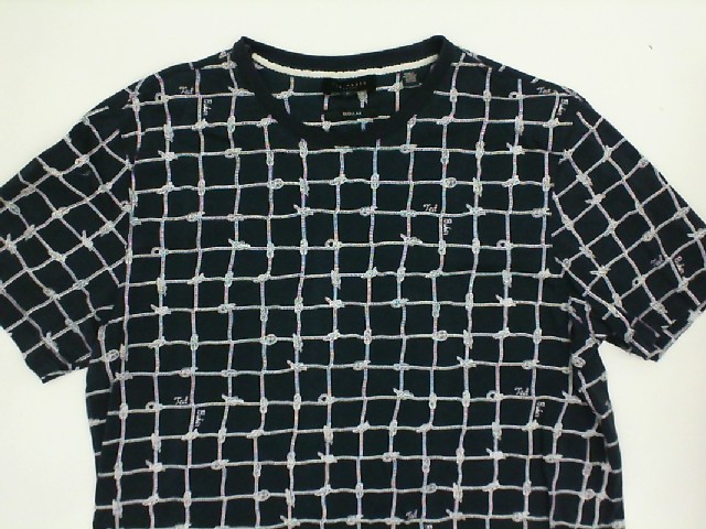 Black men's stripes t-shirt Black men's stripes t-shirt