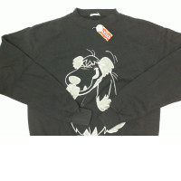 Black sweater Size L