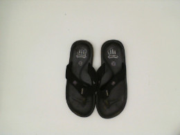 Men's black sandals