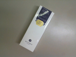 Butterfly thai perfume Tobaco Rose