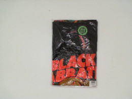 ROCK TEES Orange letter print shirt  Size L