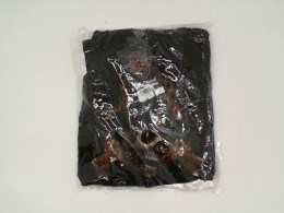 ROCK EAGLE Black hooded jacket with skull pattern and pirate hat Size M