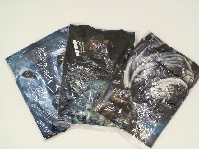 Set of 3 ROCK EAGLE Black round neck t-shirt with blue wolf and dog riding a motorcycle pattern Size L Set of 3 ROCK EAGLE Black round neck t-shirt with blue wolf and dog riding a motorcycle pattern Size L