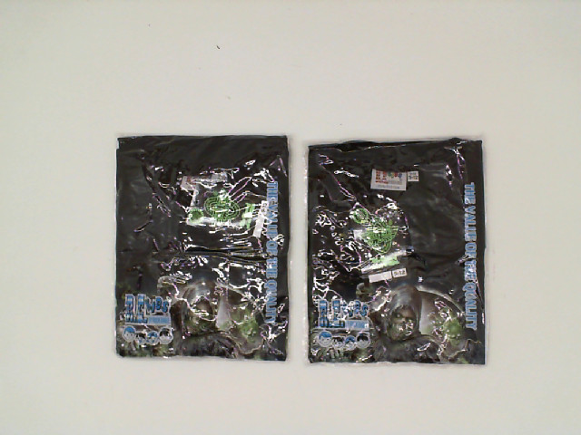 Set of 2 children's T-shirts ROCKEAGLPattern of a grim reaper holding a sickle Size 9-12 Set of 2 children's T-shirts ROCKEAGLPattern of a grim reaper holding a sickle Size 9-12